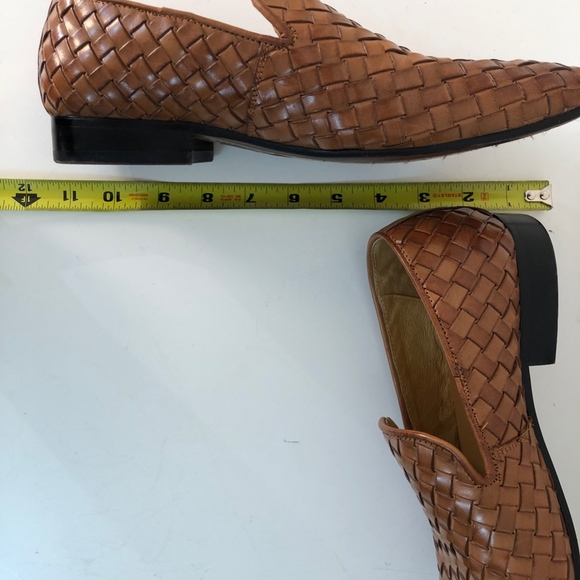 Unisex Tan Braided Leather Loafers Size 39